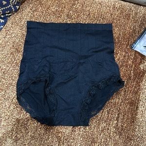 Womens tummy shapers S